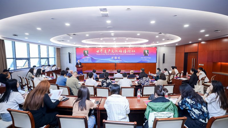 产品宣传片代理加盟与直营：两种模式的优劣解析